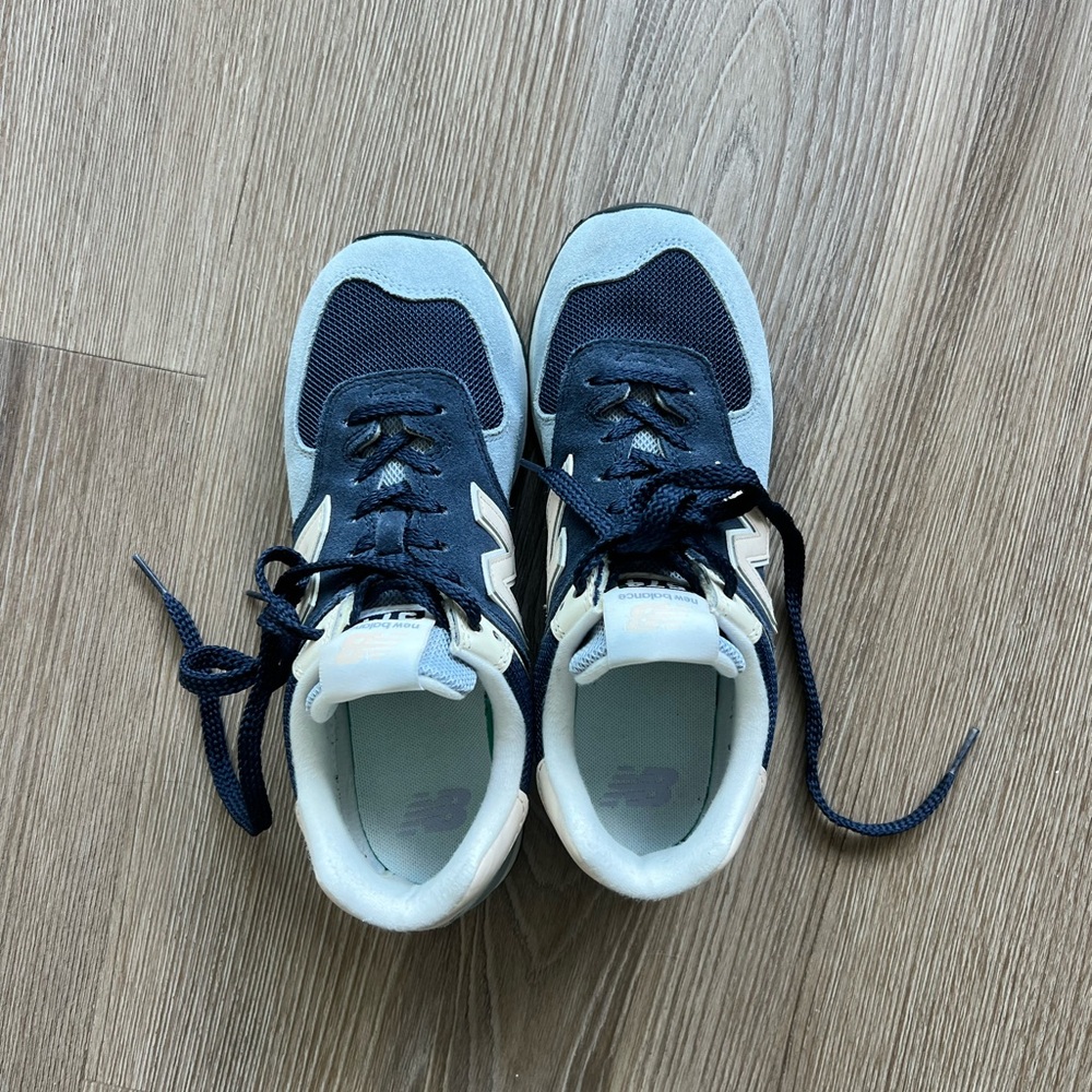 New Balance 574 Size 8